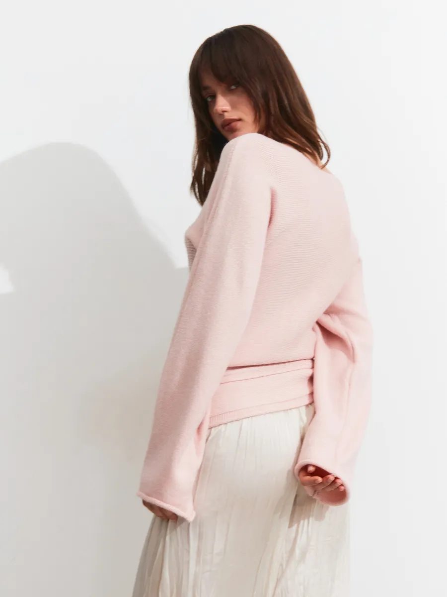 Свитер вязаный с поясом